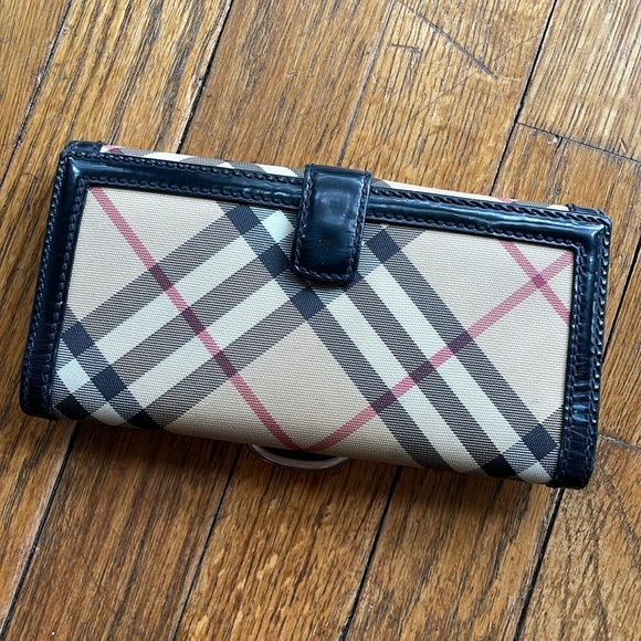 Burberry nova check patent leather wallet black - Picture 4 of 7